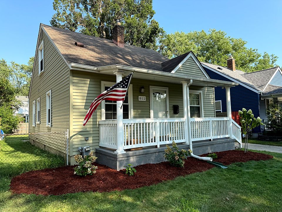 Landscaping and yard are being updated and will be ready before September 1st, 2025