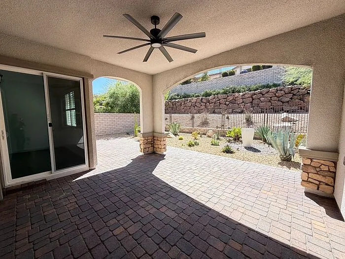 273 Lindura Ct — Photo 14
