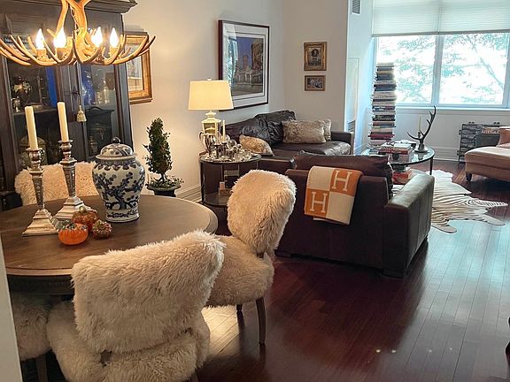 4th image of 300 E 55th St APT 2D