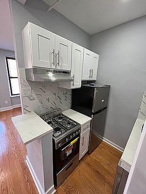 4th image of 452 W 145th St APT 3F2