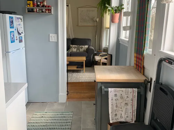 66 Taylor St APT 3, Quincy, MA 02170