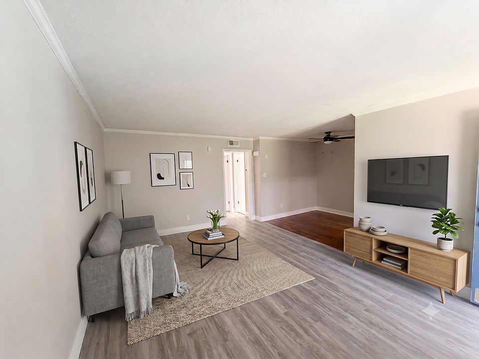 1st image of 3921 Inwood Rd APT 2015