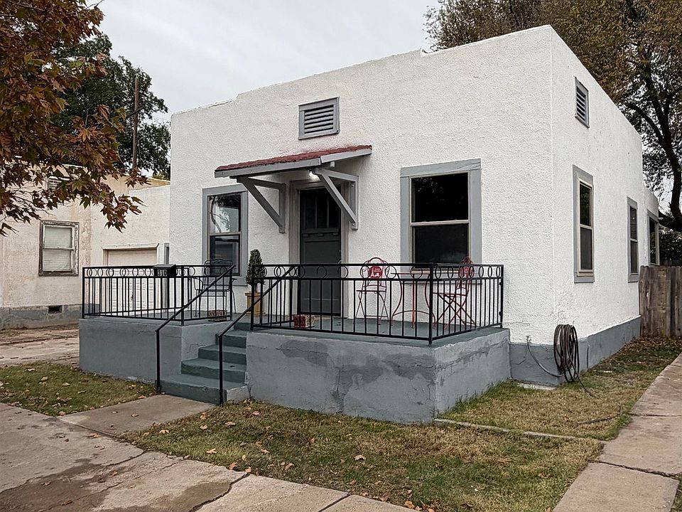 1st image of 310 W 1st St