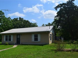 17724 Fm 39 Rd, Bedias, TX 77831