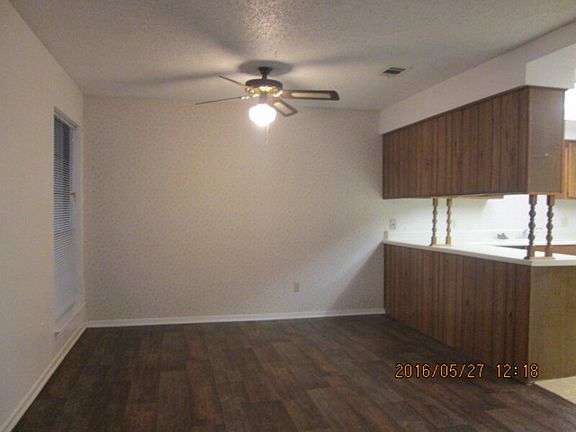 3rd image of 7219 Fuller Cir