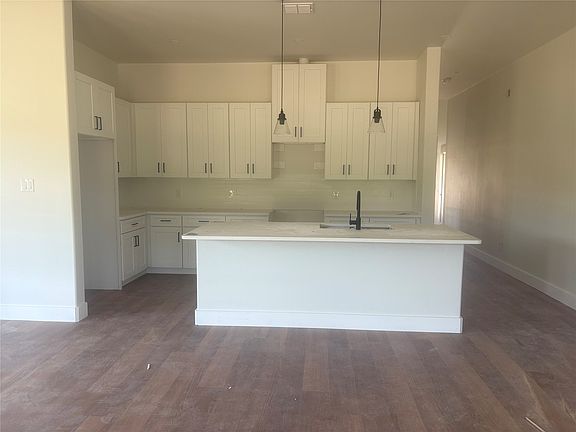 5th image of 1033 Salvation Dr