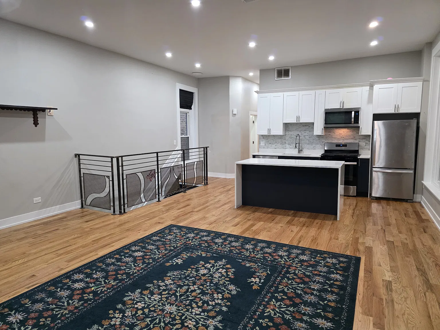 3 bed, 1500 sqft, $3,250 — Photo 2