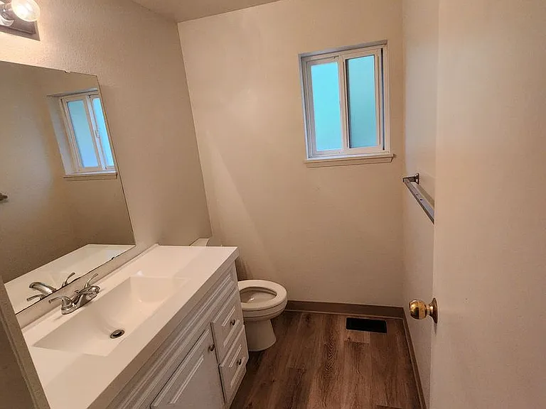1307 NW Slate Ln #102 — Photo 42