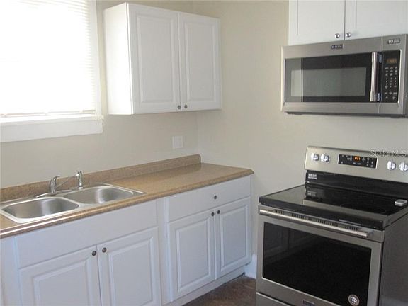 4th image of 1946 3rd Ave N APT 2