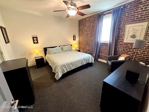 4th image of 228 Yazoo Ave #B