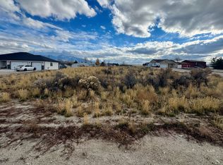 208 Spring Creek Pkwy, Spring Creek, NV 89815