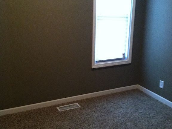 Small bedroom/office