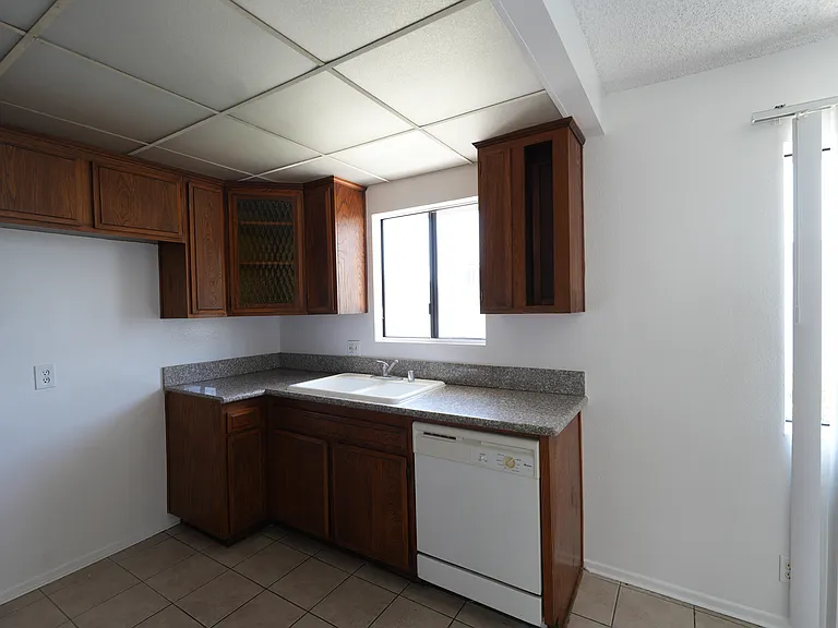 8040 Stewart And Gray Rd #204 — Photo 6