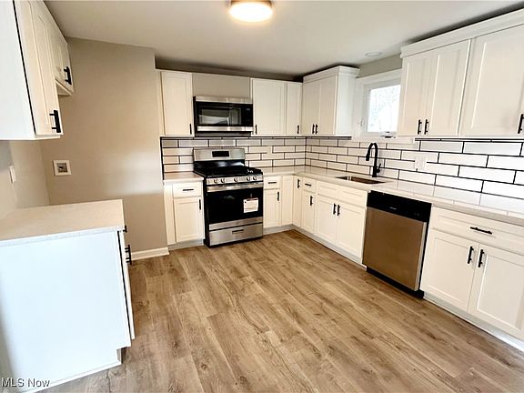 5th image of 9278 Briar Dr