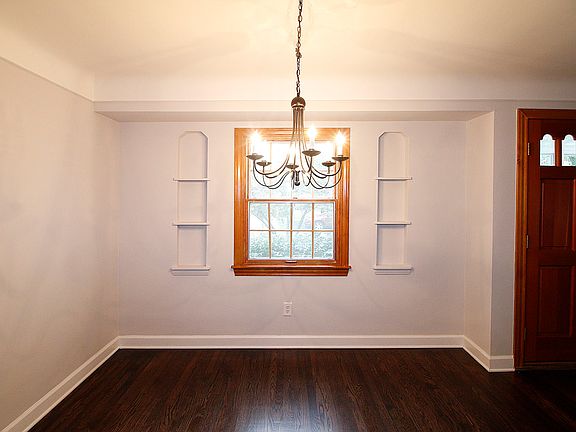 4th image of 628 N Dorchester Ave