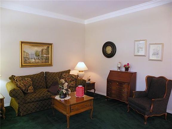 4th image of 3503 Buckingham Dr