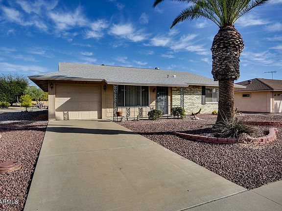 3rd image of 9538 W Country Club Dr