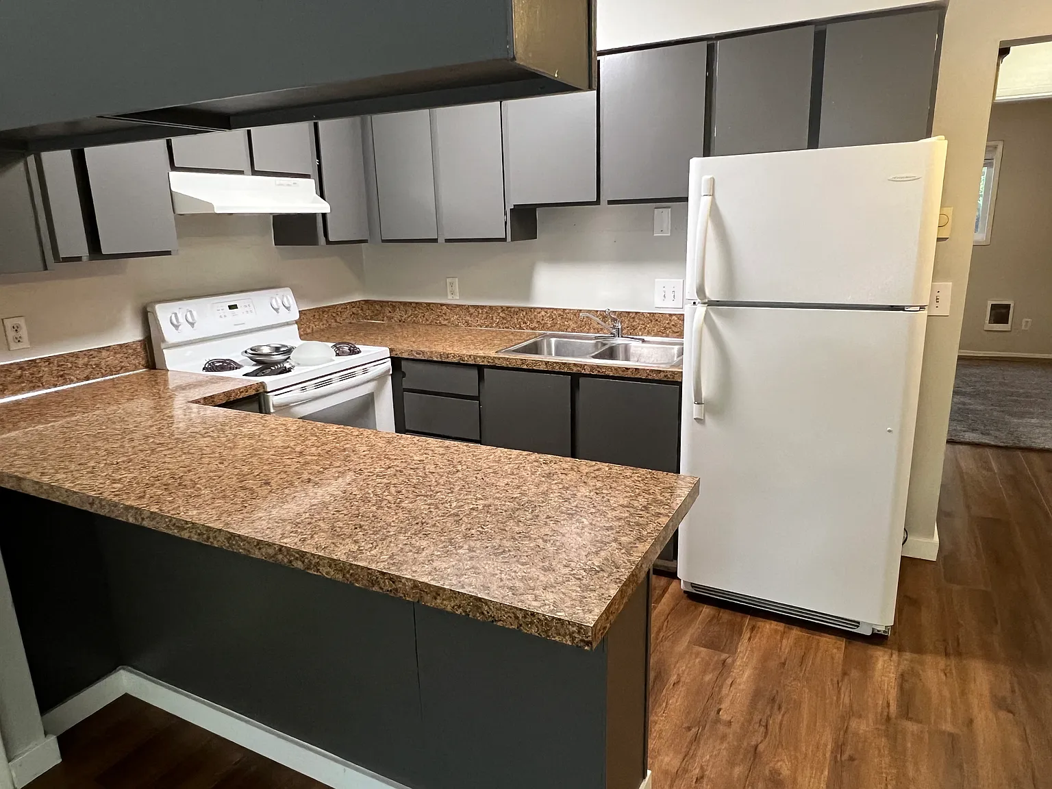 1 bed, $1,400 — Photo 3