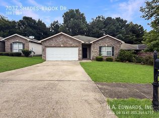 7037 Shadesbrook Dr, Tuscaloosa, AL 35405
