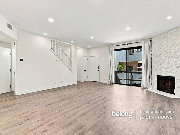 3rd image of 8154 Manitoba St Unit 5