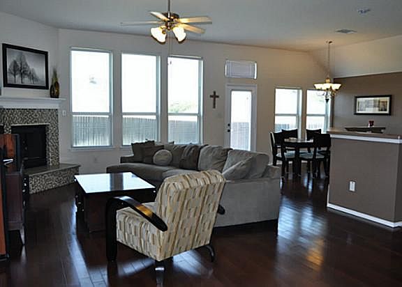 4th image of 1623 Northview Dr