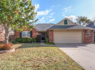 609 N Sycamore St, Jenks, OK 74037