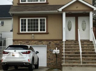 87 Delafield Pl, Staten Island, NY 10310