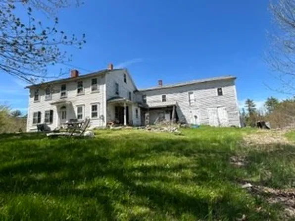 21 S Royalston Rd, Royalston, MA 01368