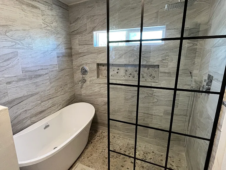 2220 E Grant Rd #B — Photo 8