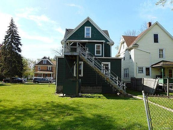 3rd image of 1918 Whitney Ave #1