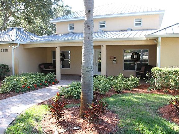 3rd image of 4480 Fairways Blvd APT 107