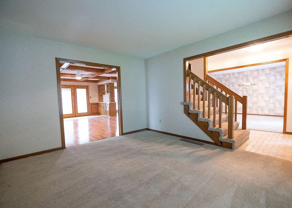 9116 Allman Rd, Lenexa, KS 66219 Zillow