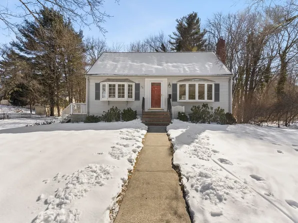 39 Macdonald Cir, Walpole, MA 02081