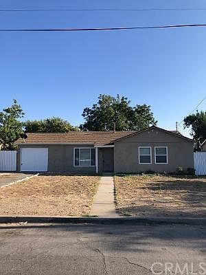 1st image of 15349 Pine Ave