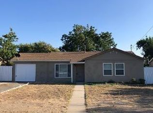 15349 Pine Ave, Fontana, CA 92335
