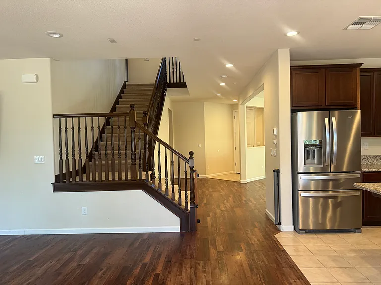 1130 Legion Ct — Photo 6