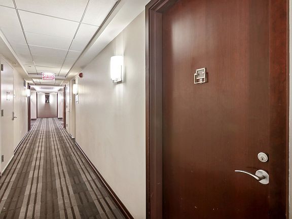 3rd image of 33 W Ontario St APT 32D