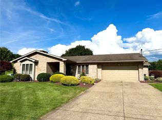 1235 Linn Dr, Belle Vernon, PA 15012