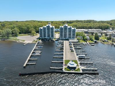 2964 Lakeshore Dr UNIT W204, Muskegon, MI, 49441