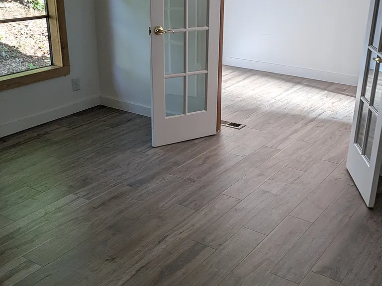 105 Wellington Dr — Photo 5
