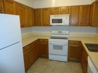 1 Locust St SE, Vienna, VA 22180