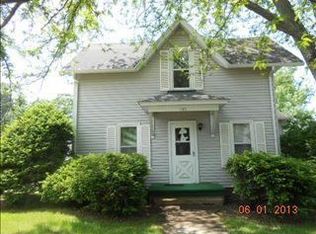 242 S Lincoln St, Poynette, WI 53955