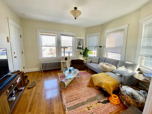 55 Brookley Rd APT 3L, Jamaica Plain, MA 02130