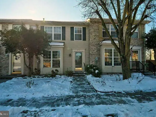 302 Chatham Sq, Winchester, VA 22601