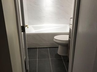 131 Beach 121 St #4, Far rockaway, NY 11694