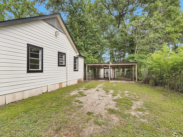 19355 Forest Lane Cir — Photo 28
