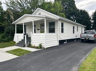 820 Bradt St, Schenectady, NY 12306