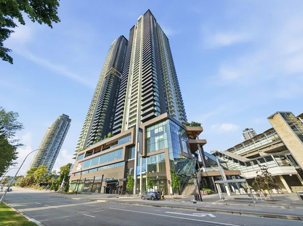 2186 Gilmore Ave N #1207, Burnaby, BC V5C 1V4