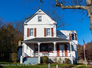 3 Woodland St, Highlands, NJ 07732