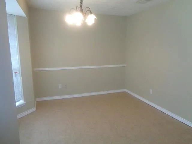 14022 Greenway Dr — Photo 10